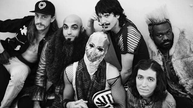 Foxy Shazam